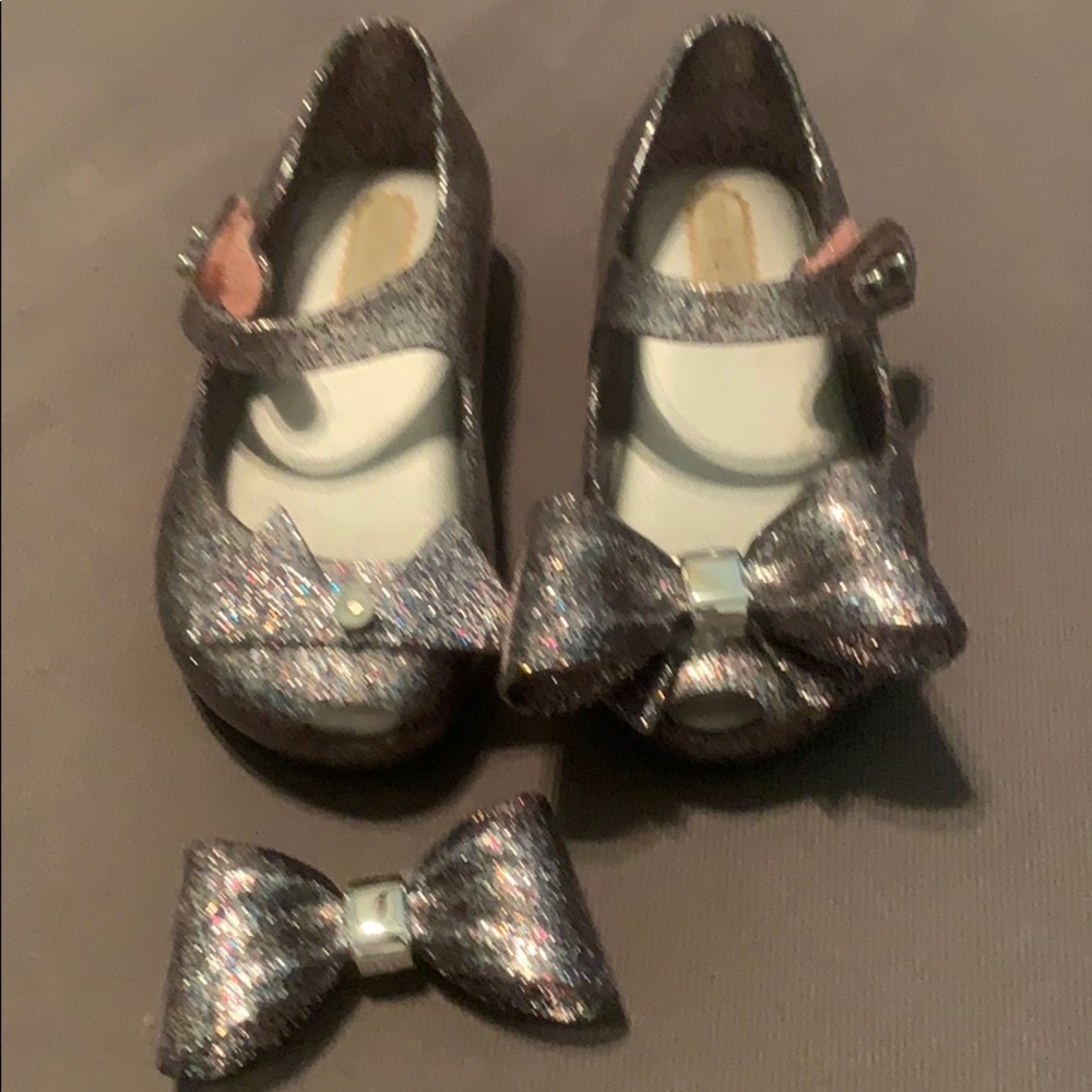 Mini Melissa’s multi color glitter with bow